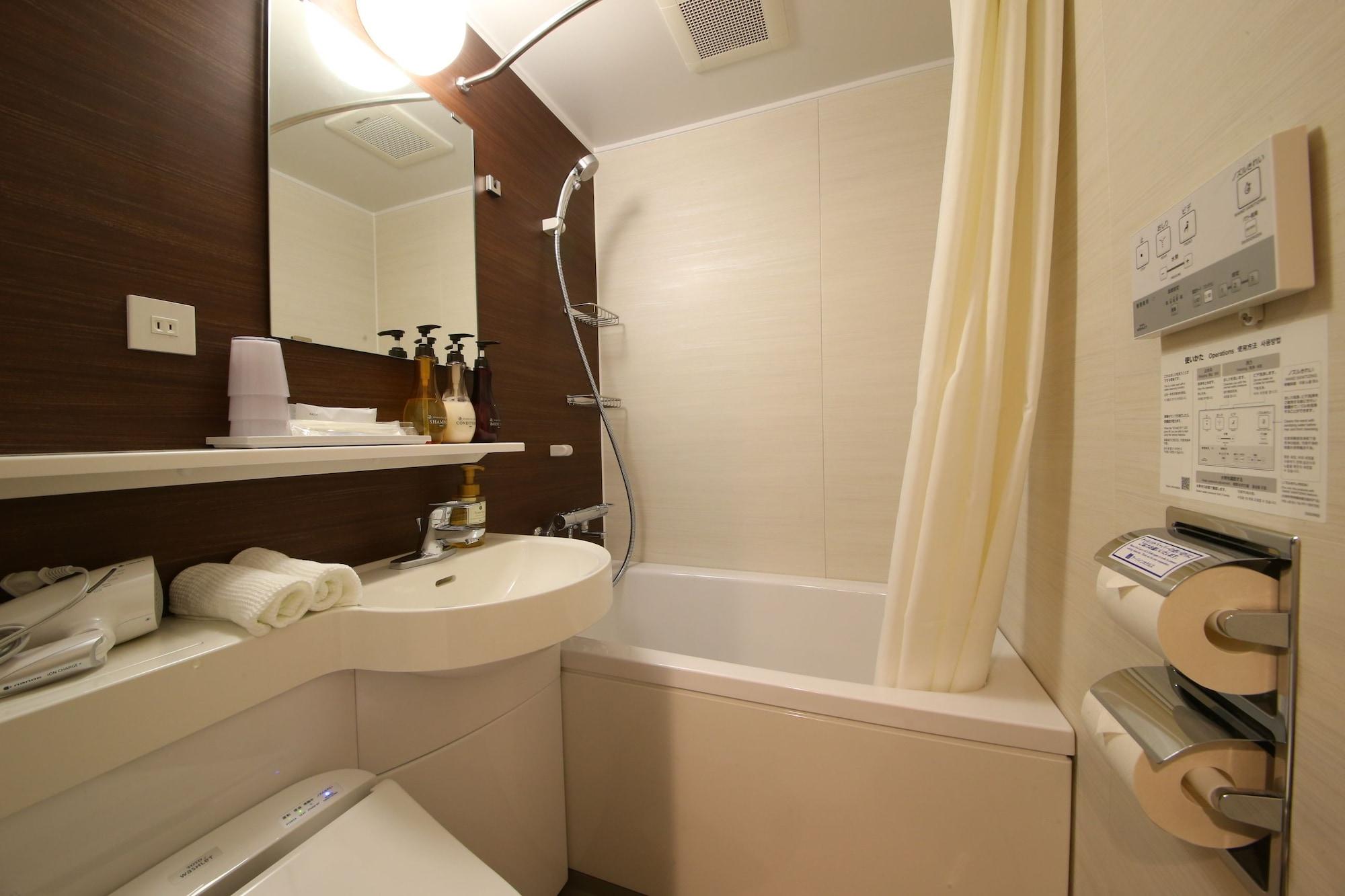 Urbain Kawaramachidori Hotel 3*