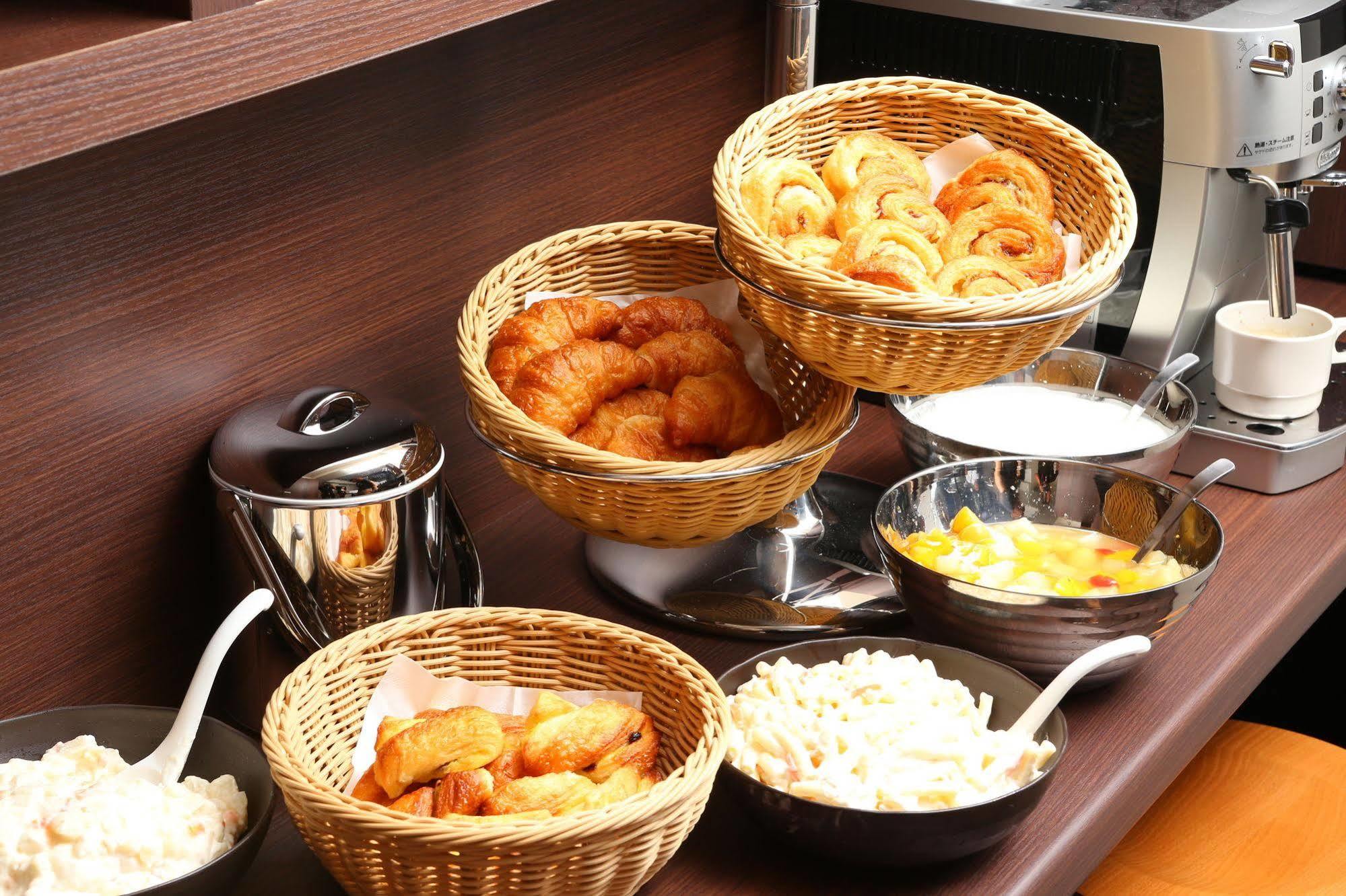 Urbain Kawaramachidori Hotel 3*
